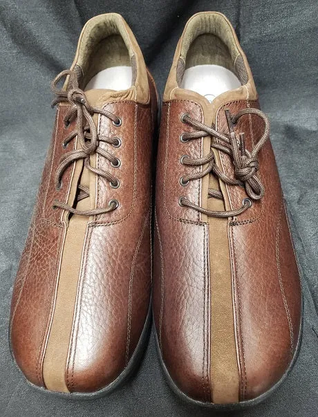 Cash -- Men's Casual Oxford -- Brown